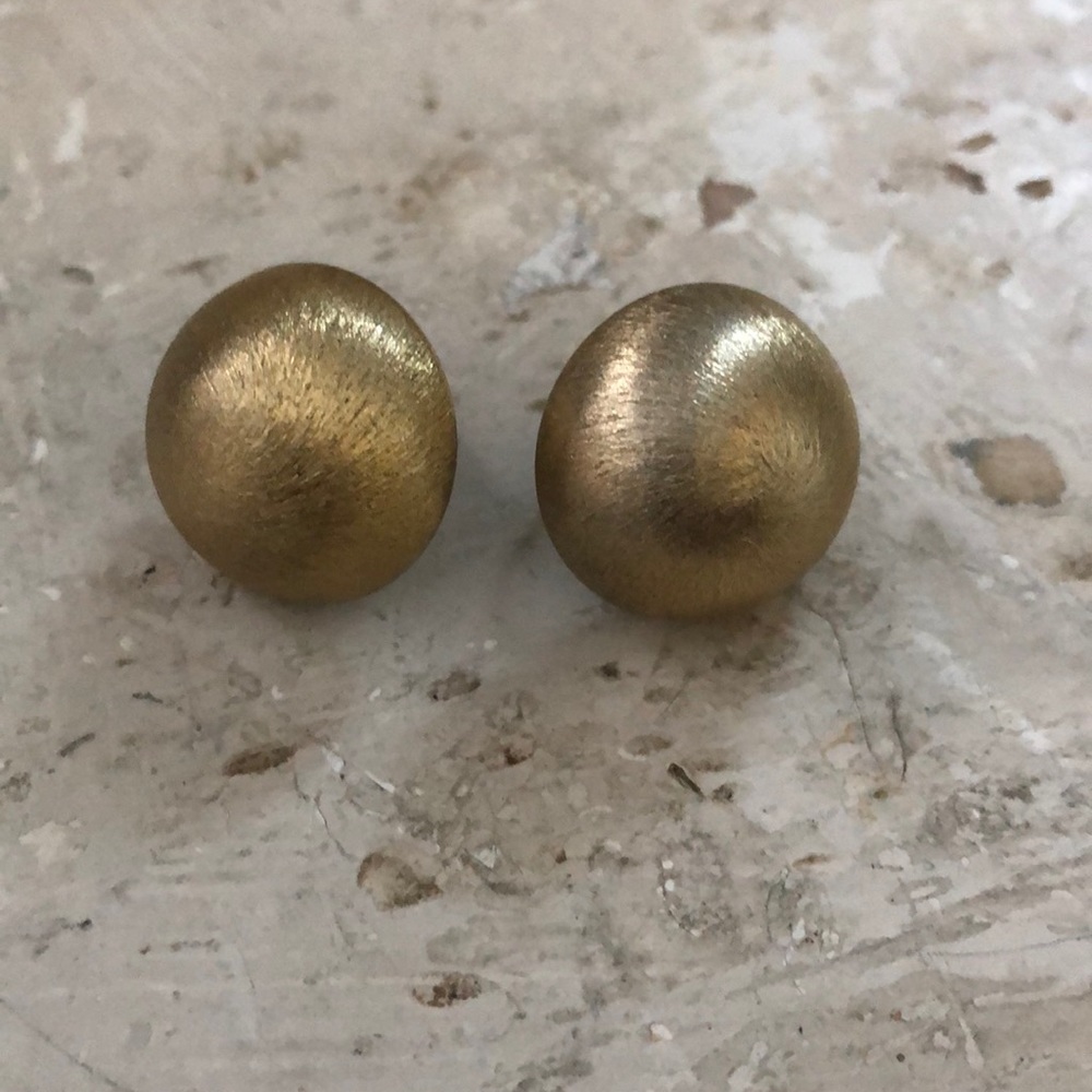 Rare vintage clip on earrings!